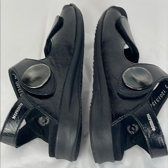 Mephisto Black Leather Sandals - Picture 5 of 9